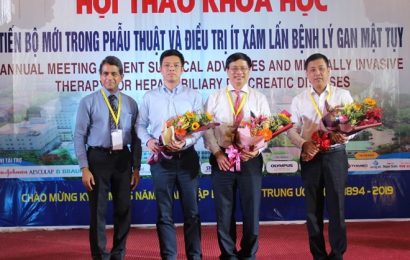 GS.TS Lê Trung Hải – Hiệu trưởng Trường Cao đẳng Y Dược Hà Nội tham dự Hội thảo khoa học “Tiến bộ mới trong phẫu thuật và điều trị ít xâm lấn bệnh lý Gan Mật Tụy”.