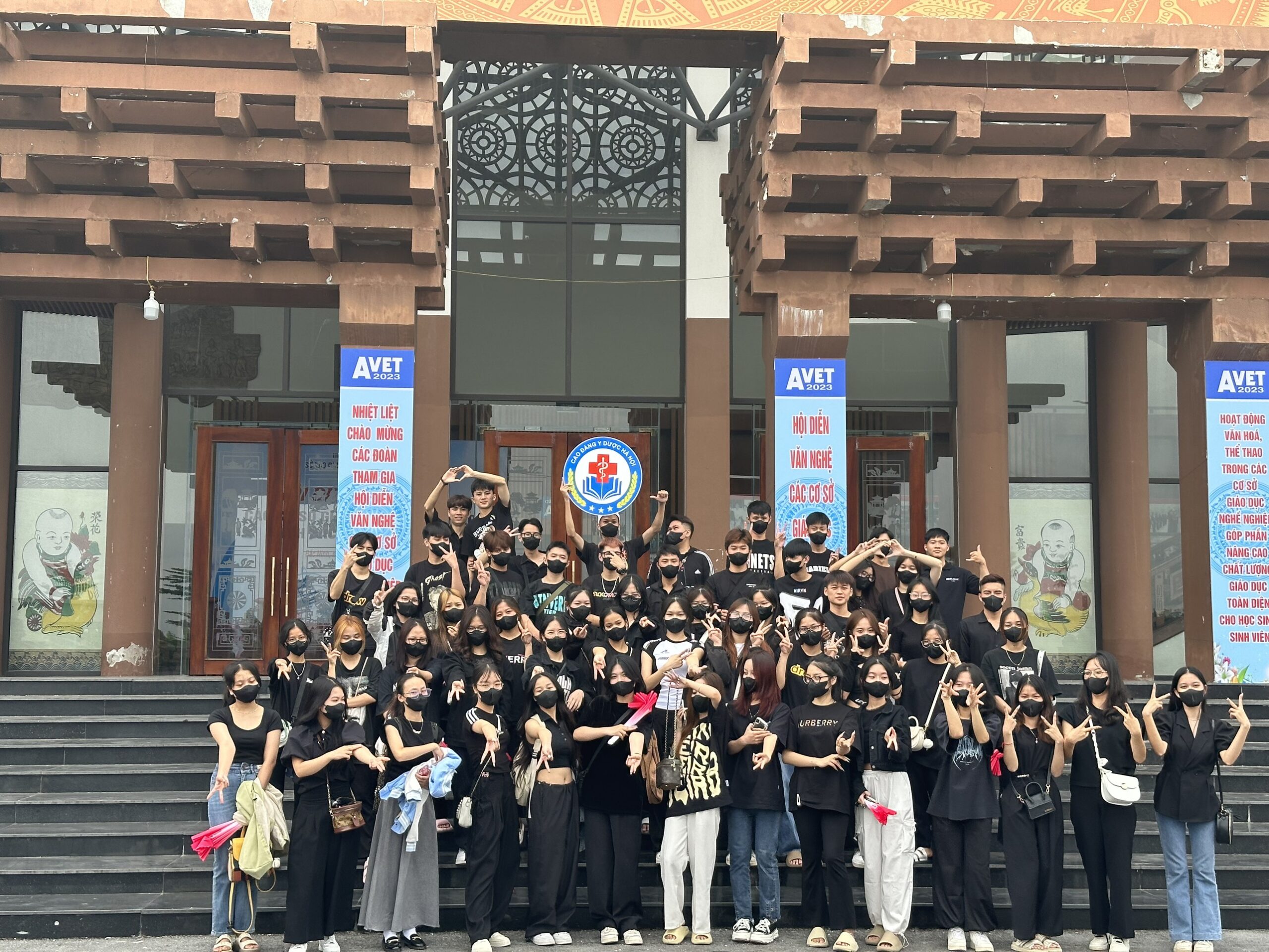 Trường Cao đẳng Y Dược Hà Nội lên đường tham gia hội diễn văn nghệ các cơ sở GDNN tỉnh Bắc Ninh 2023