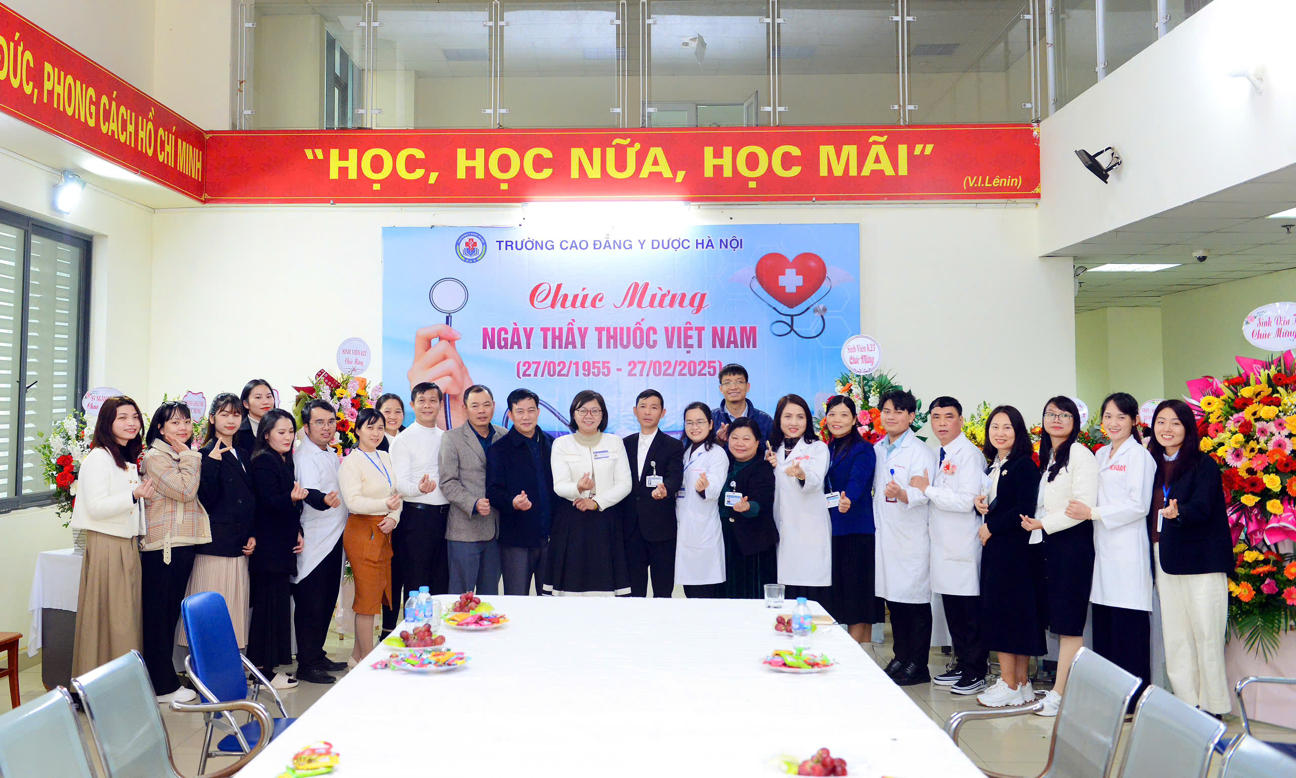 Tọa Đàm Kỷ Niệm 70 Năm Ngày Thầy Thuốc Việt Nam tại Trường Cao Đẳng Y Dược Hà Nội