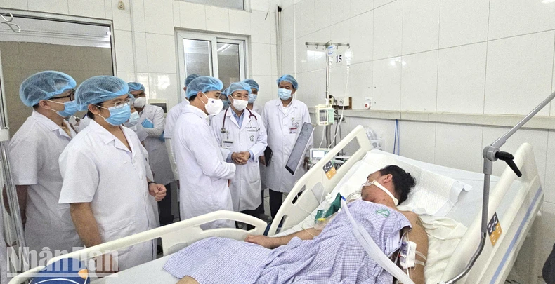 Chủ động “cắt” lây, không để dịch sởi kéo dài