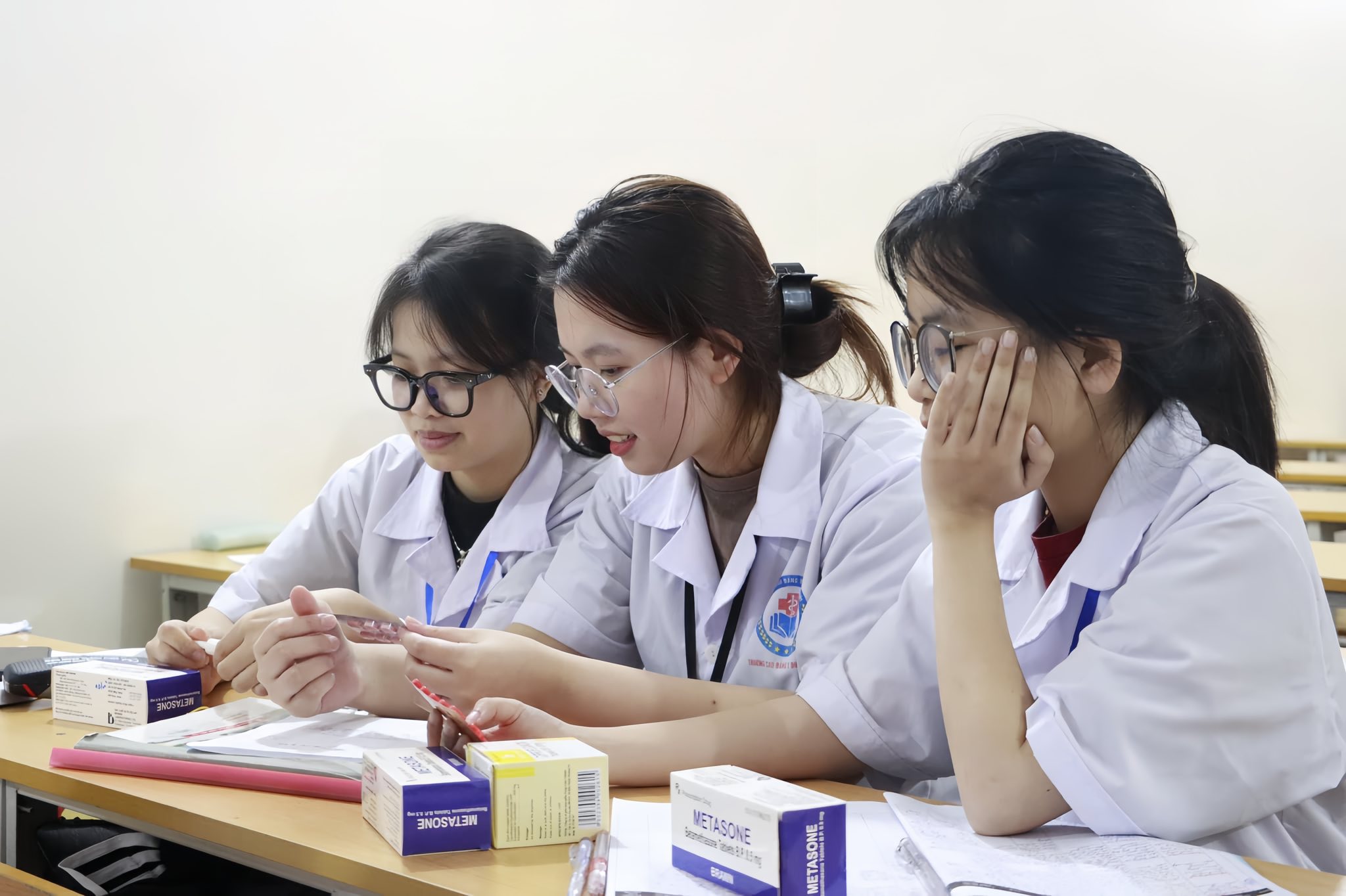 Ngành Dược tại trường Cao đẳng Y Dược Hà Nội và cơ hội việc làm