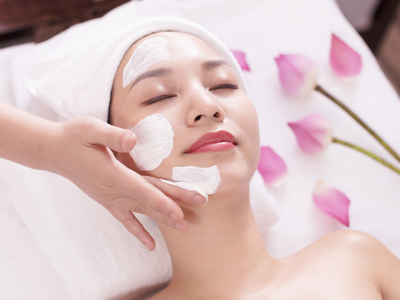 Ngành Chăm sóc sắc đẹp là gì? Học gì và cơ hội nghề nghiệp ra sao?